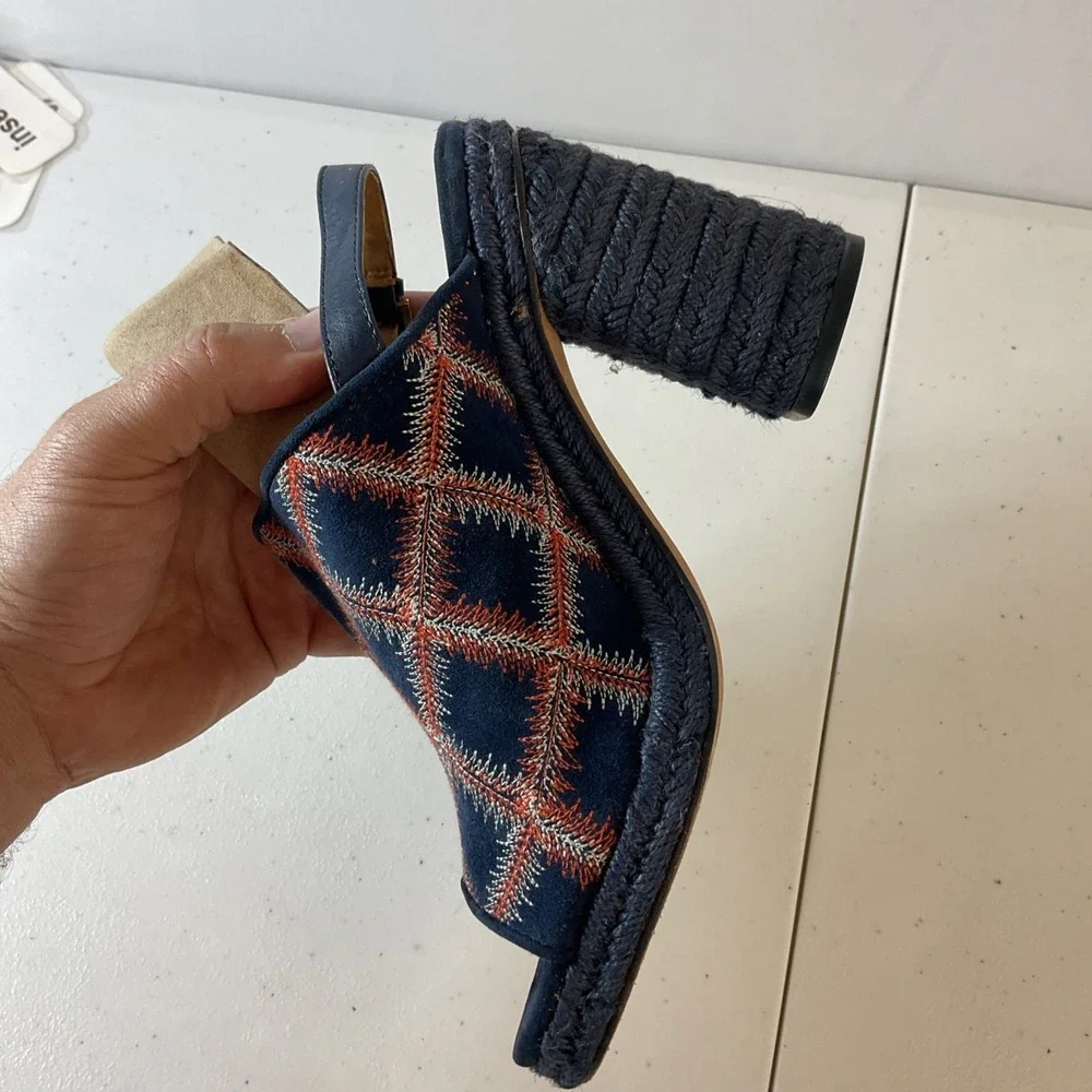 Tory Burch Trinity‎ suede embroidered Espadrille sandals heels Size 7.5 blue